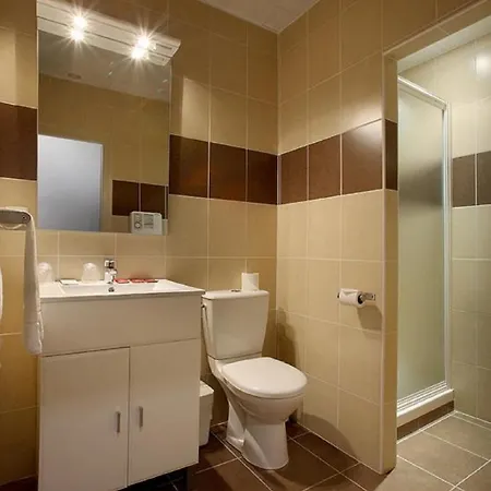 Hotel Des Eaux Aix-les-Bains