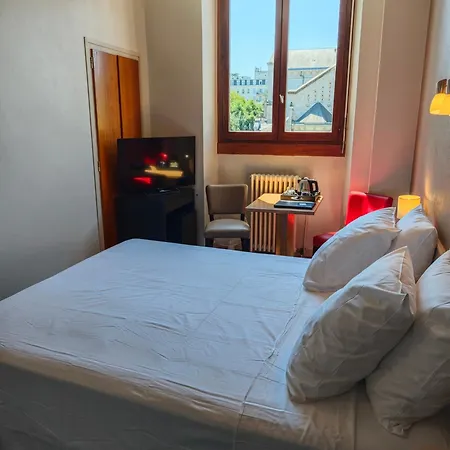 Hotel Des Eaux Aix-les-Bains