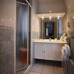 Des Eaux