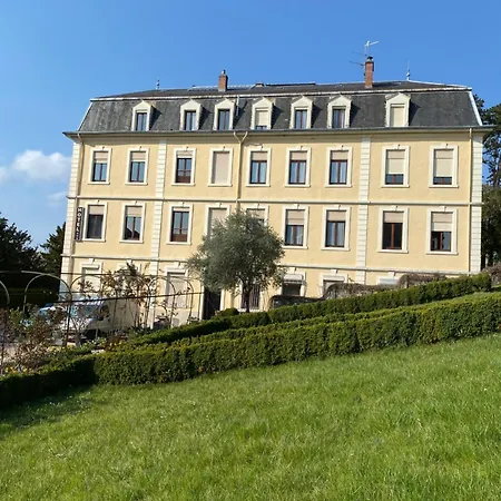 Des Eaux