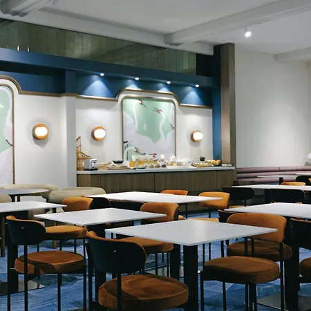 Des Eaux Otel Aix-les-Bains
