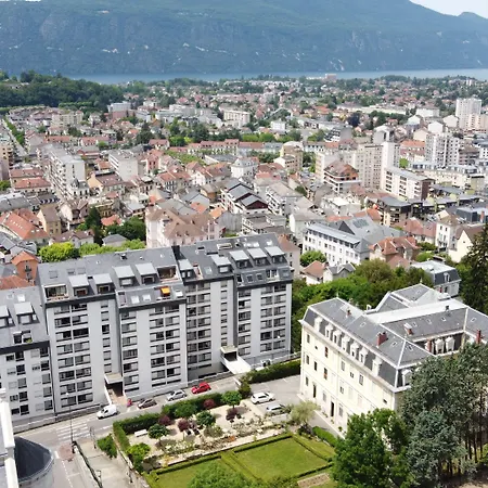 Des Eaux Hotel 3*