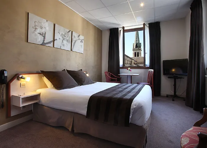 Hotel Des Eaux Aix-les-Bains